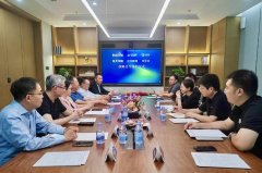 
共筑AI+行业智算引擎 加速多模态大模型落地
